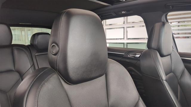 2016 Porsche Cayenne $69K MSRP, PREMIUM PKG, BOSE PKG, PANO ROOF