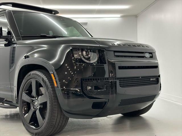 2023 Land Rover Defender 110 X-Dynamic SE