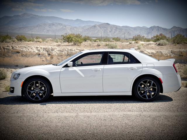 2023 Chrysler Chrysler 300 300S V8