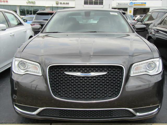 2023 Chrysler Chrysler 300 300 TOURING