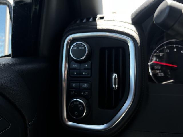 2020 Chevrolet Silverado 1500 4WD Double Cab Standard Bed RST