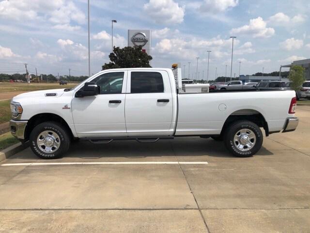 2023 RAM Ram 2500 RAM 2500 TRADESMAN CREW CAB 4X4 8 BOX