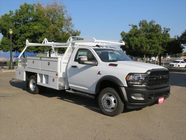 2023 Ram 4500 Chassis Tradesman/SLT