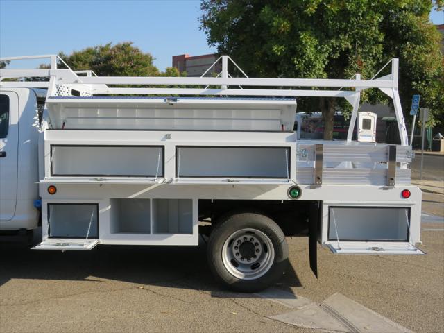 2023 Ram 4500 Chassis Tradesman/SLT