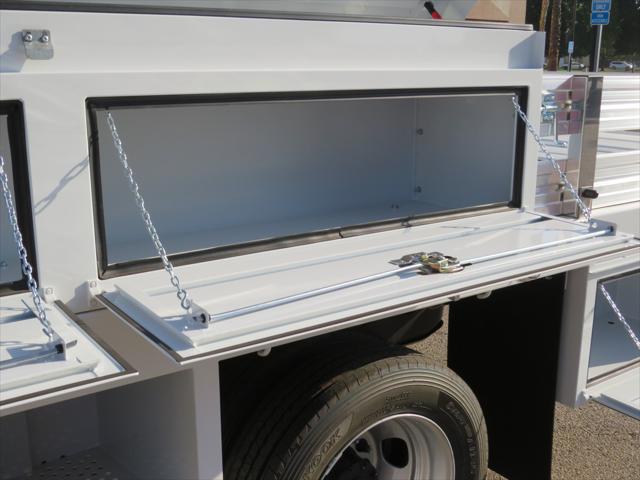 2023 Ram 4500 Chassis Tradesman/SLT