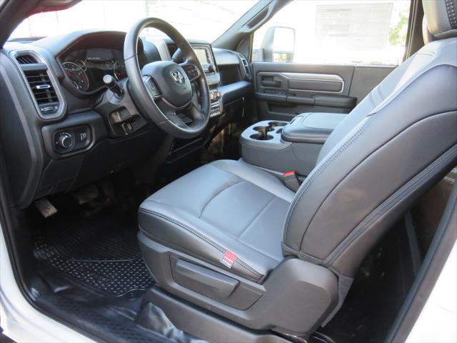 2023 Ram 4500 Chassis Tradesman/SLT