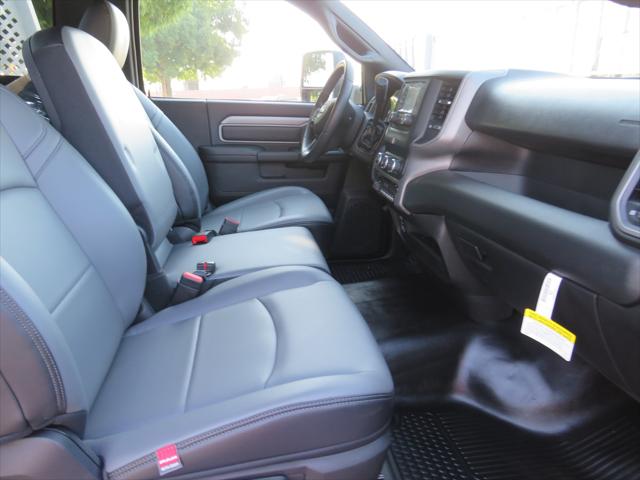 2023 Ram 4500 Chassis Tradesman/SLT