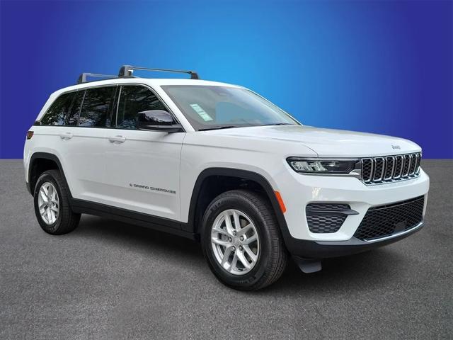 2023 Jeep Grand Cherokee GRAND CHEROKEE LAREDO X 4X2