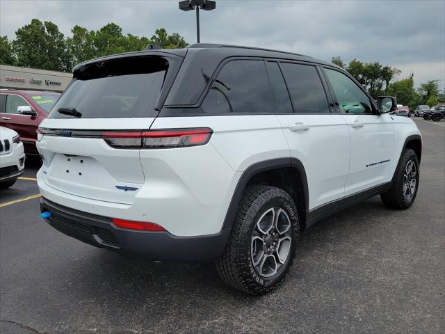 2023 Jeep Grand Cherokee Trailhawk
