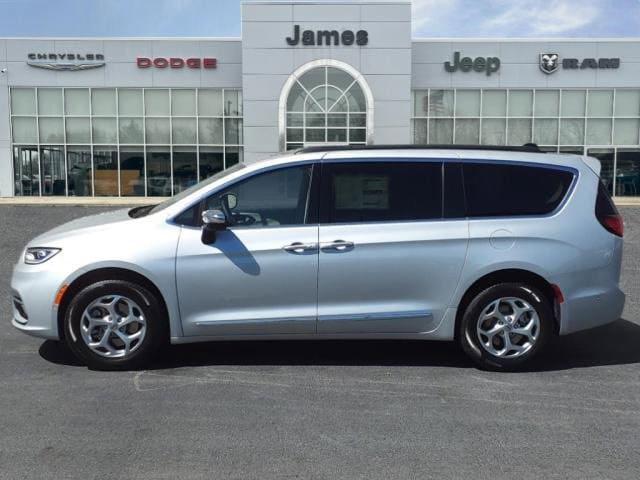 2023 Chrysler Pacifica PACIFICA LIMITED AWD