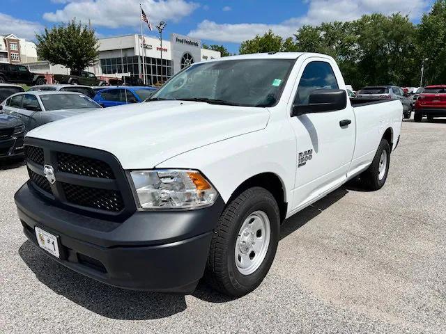 2023 RAM Ram 1500 Classic RAM 1500 CLASSIC TRADESMAN REGULAR CAB 4X2 8 BOX