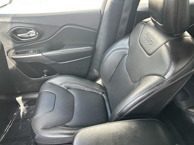 2021 Jeep Cherokee Latitude Lux 4X4 2021 Jeep Cherokee Latitude Lux 4X4