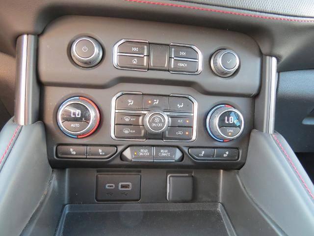 2023 Chevrolet Tahoe 4WD RST