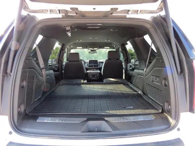 2023 Chevrolet Tahoe 4WD RST