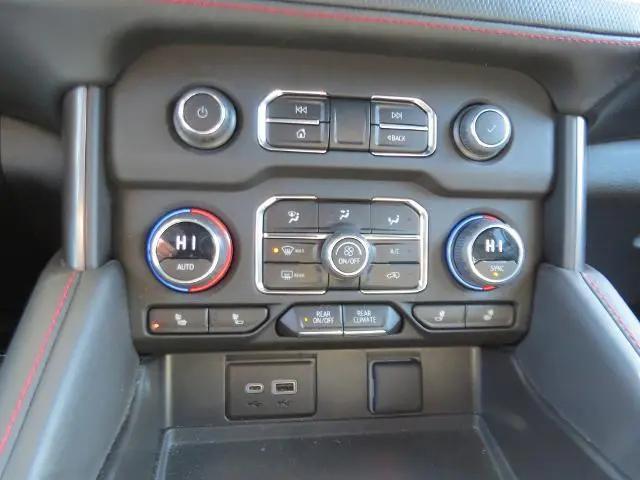2023 Chevrolet Tahoe 4WD RST