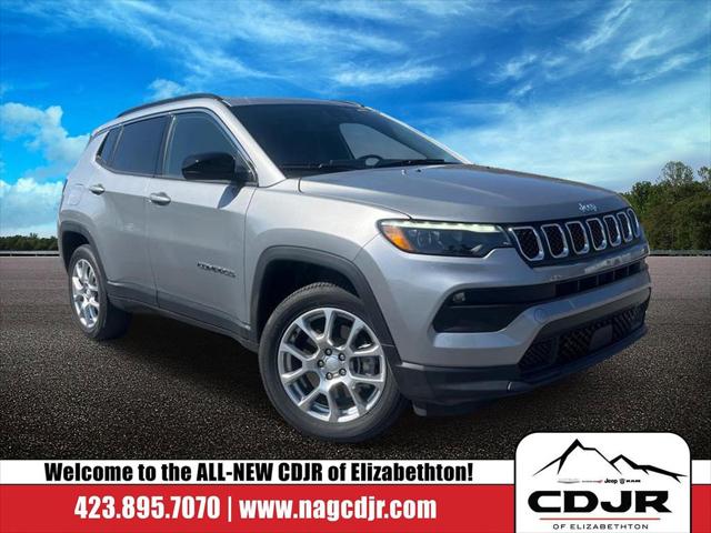 2023 Jeep Compass COMPASS LATITUDE LUX 4X4