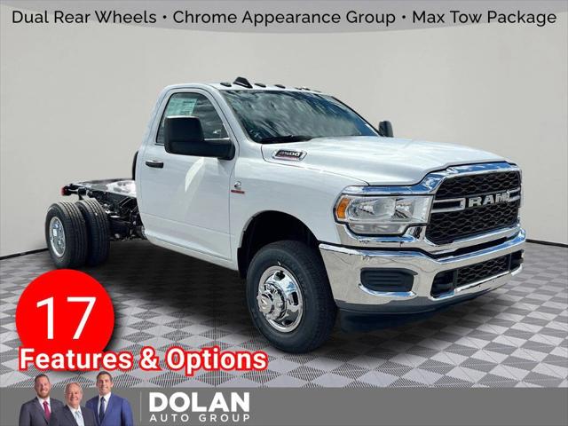 2024 RAM Ram 3500 Chassis Cab RAM 3500 TRADESMAN CHASSIS REGULAR CAB 4X4 60 CA