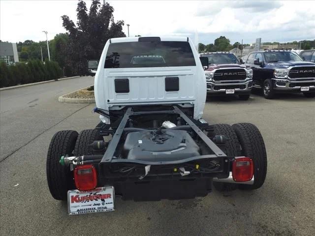 2024 RAM Ram 3500 Chassis Cab RAM 3500 TRADESMAN CHASSIS REGULAR CAB 4X4 60 CA