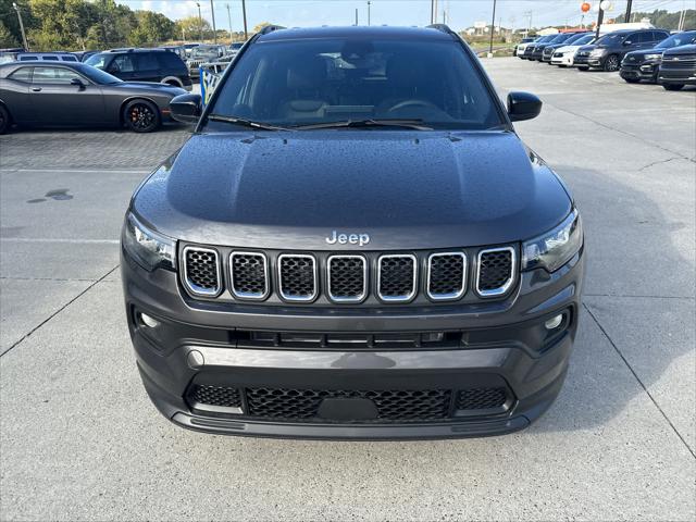 2023 Jeep Compass COMPASS LATITUDE LUX 4X4