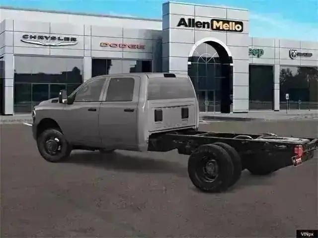 2024 RAM Ram 3500 Chassis Cab RAM 3500 TRADESMAN CREW CAB CHASSIS 4X4 60 CA 2024 RAM Ram 3500 Chassis Cab RAM 3500 TRADESMAN CREW CAB CHASSIS 4X4 60 CA