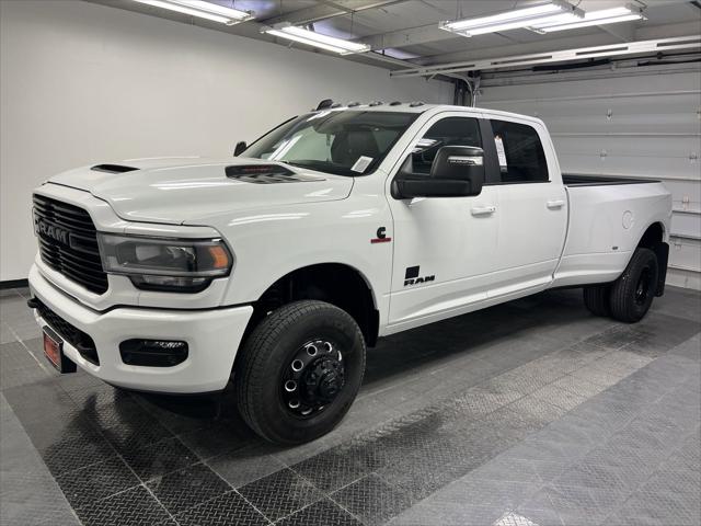 2024 RAM Ram 3500 RAM 3500 LARAMIE CREW CAB 4X4 8 BOX