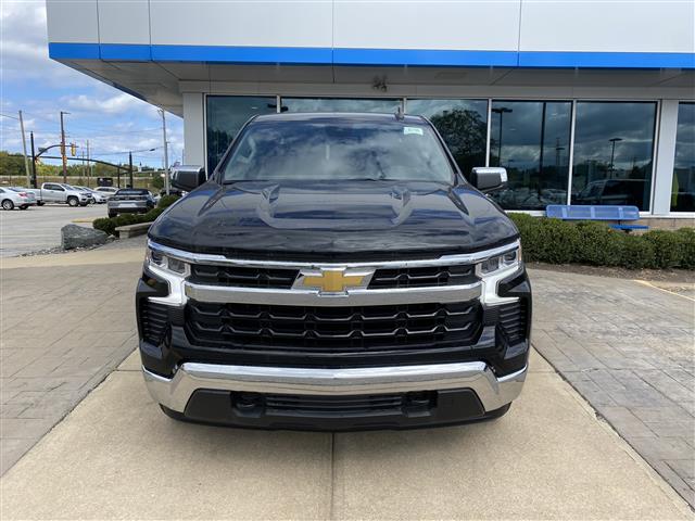 2023 Chevrolet Silverado 1500 4WD Crew Cab Standard Bed LT