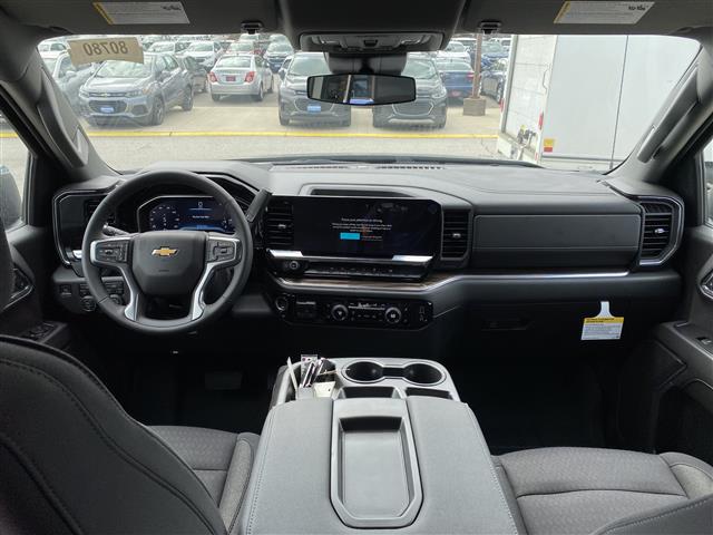 2023 Chevrolet Silverado 1500 4WD Crew Cab Standard Bed LT