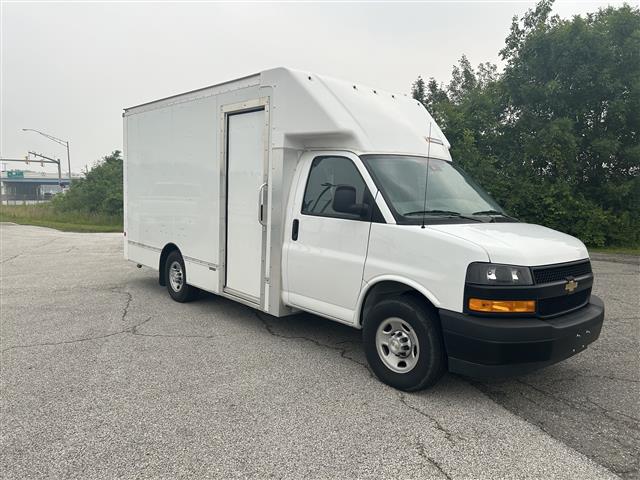 2021 Chevrolet Express Cutaway 3500 Work Van