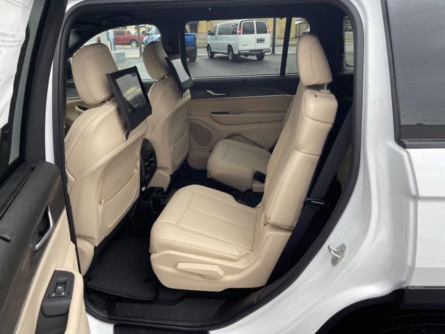 2023 Jeep Grand Cherokee GRAND CHEROKEE L LIMITED 4X4
