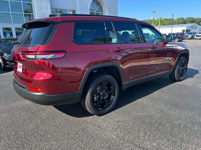 2023 Jeep Grand Cherokee Altitude 4x2