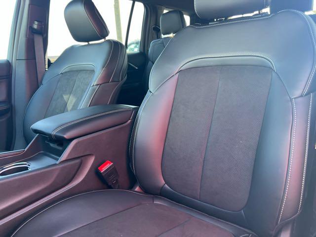2023 Jeep Grand Cherokee Altitude 4x2