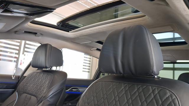 2020 BMW 7 Series M760i xDrive Sedan