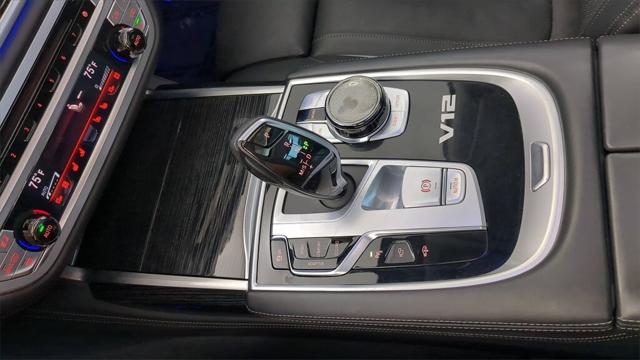 2020 BMW 7 Series M760i xDrive Sedan
