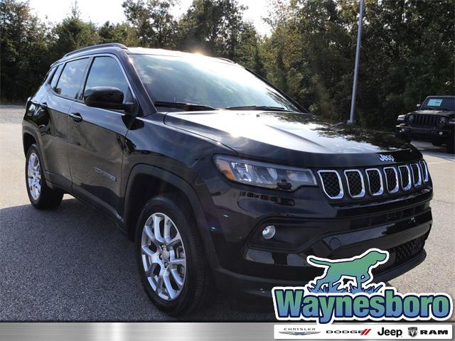 2023 Jeep Compass COMPASS LATITUDE LUX 4X4