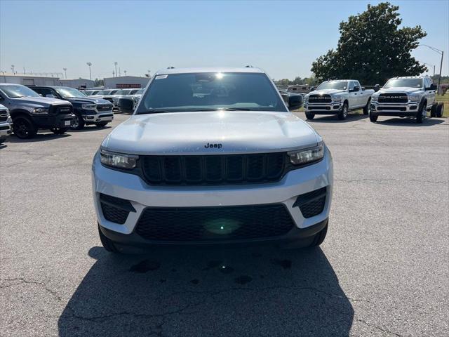 2023 Jeep Grand Cherokee GRAND CHEROKEE ALTITUDE 4X4