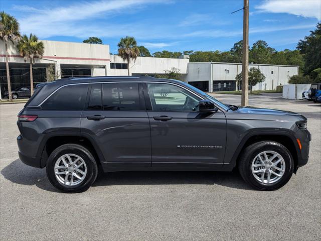 2023 Jeep Grand Cherokee GRAND CHEROKEE LAREDO 4X4