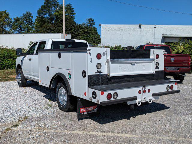 2023 RAM Ram 3500 Chassis Cab RAM 3500 TRADESMAN CREW CAB CHASSIS 4X4 60 CA