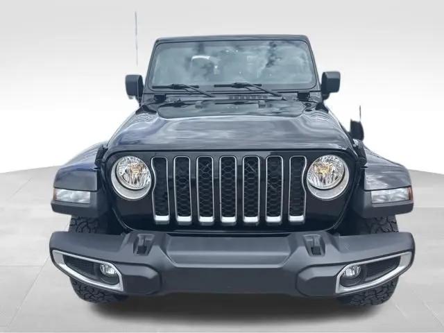 2022 Jeep Gladiator Overland