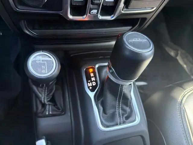 2022 Jeep Gladiator Overland