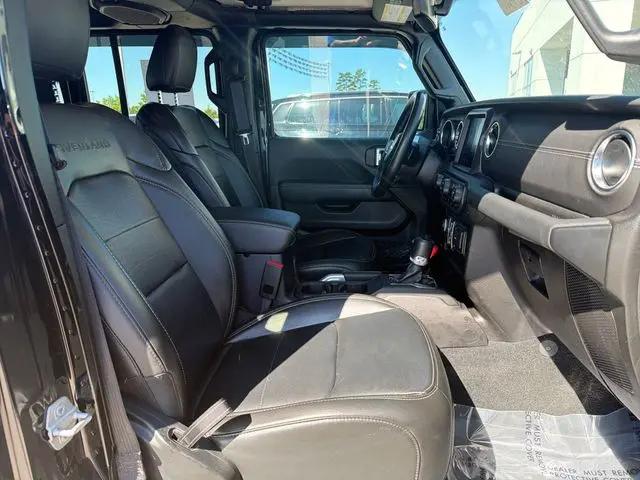 2022 Jeep Gladiator Overland