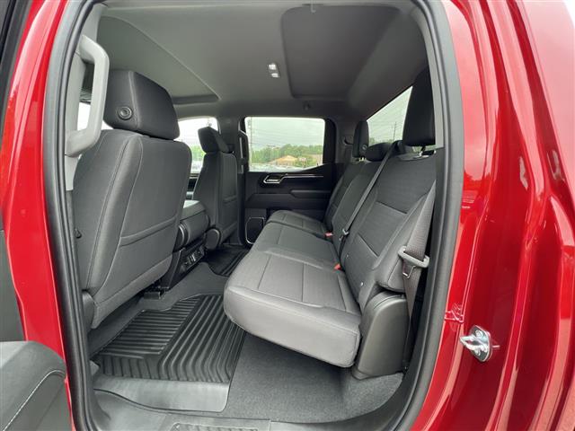 2023 Chevrolet Silverado 1500 4WD Crew Cab Short Bed RST