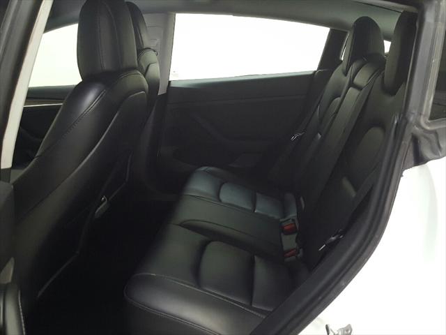 2021 Tesla Model 3 Standard Range Plus Rear-Wheel Drive
