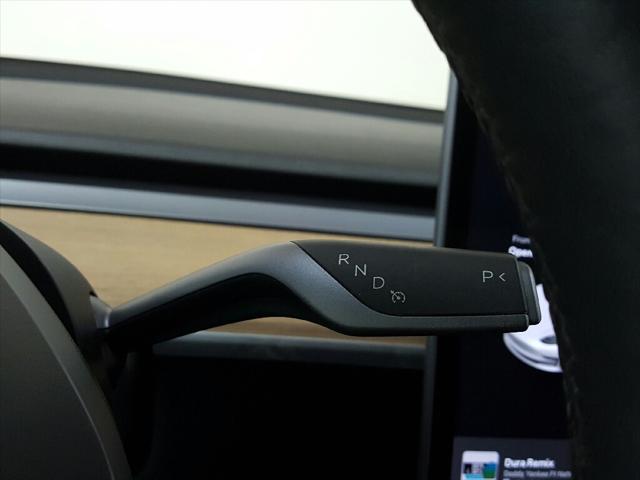 2021 Tesla Model 3 Standard Range Plus Rear-Wheel Drive