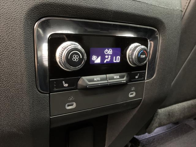2023 GMC Yukon XL 4WD AT4