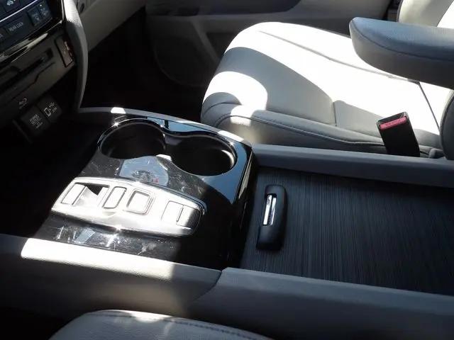 2022 Honda Pilot AWD Touring 7 Passenger