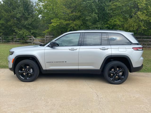 2023 Jeep Grand Cherokee GRAND CHEROKEE ALTITUDE X 4X4