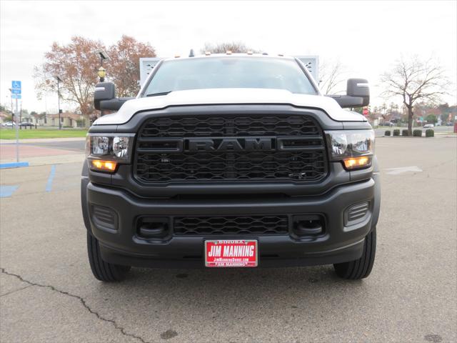 2023 Ram 4500 Chassis Tradesman/SLT