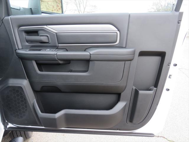2023 Ram 4500 Chassis Tradesman/SLT