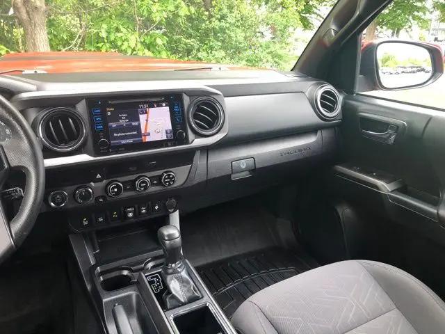 2018 Toyota Tacoma SR5 V6
