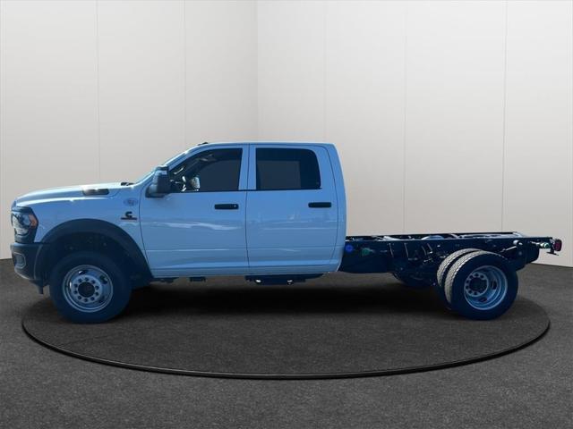 2024 RAM Ram 5500 Chassis Cab RAM 5500 TRADESMAN CHASSIS CREW CAB 4X4 60 CA